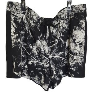 LoveSick Pull-On Shorts - Stretch Woven Palms‎ Black, Womens Size 4x